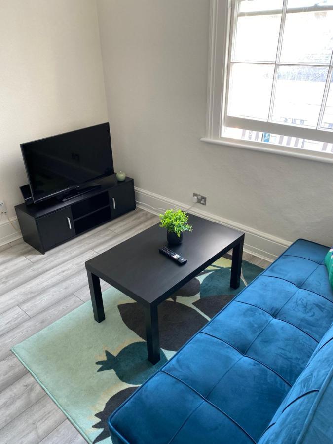 לונדון Spacious 2 Bedroom Flat In Paddington מראה חיצוני תמונה